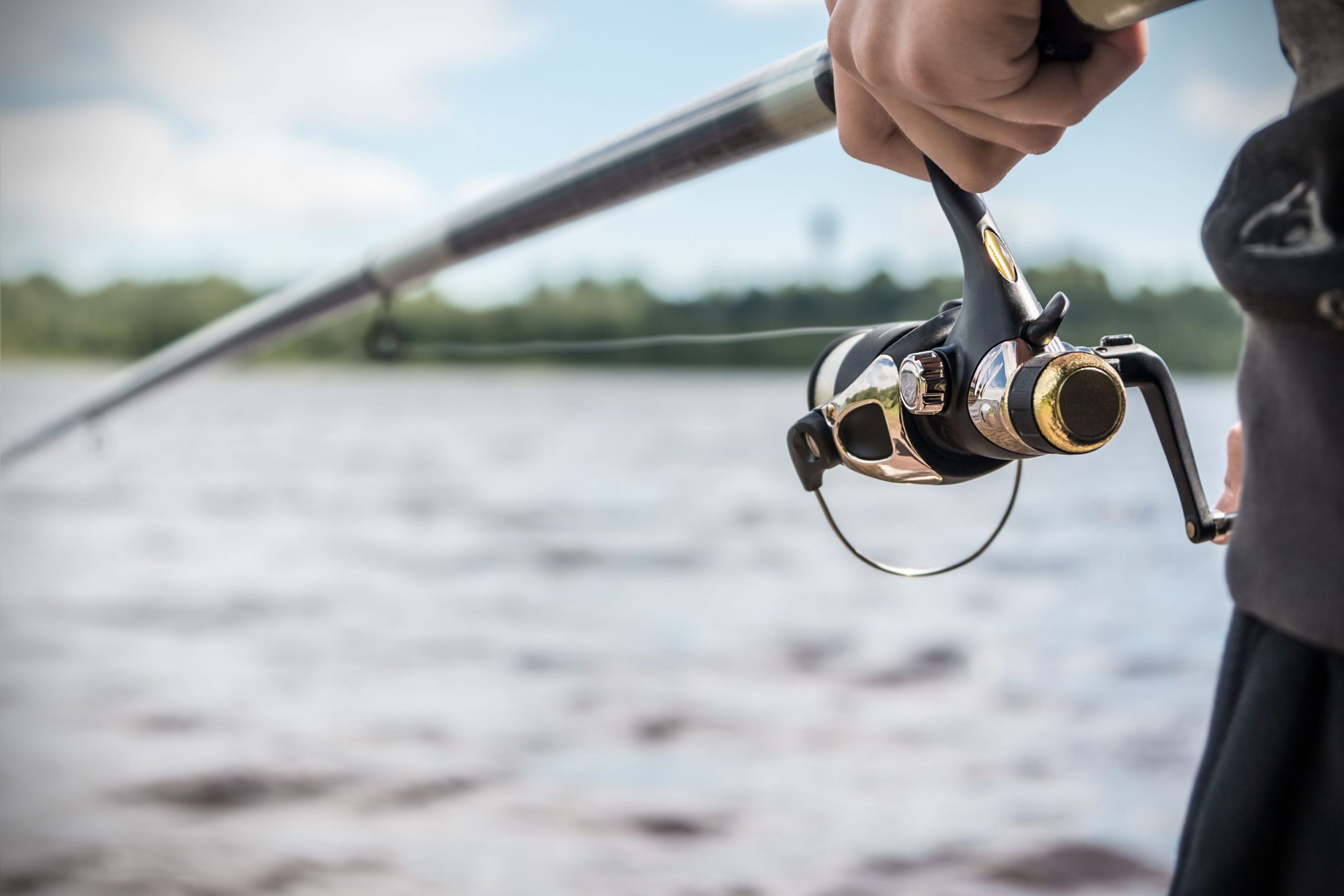 A Beginner’s Guide to Casting Fishing Rods
